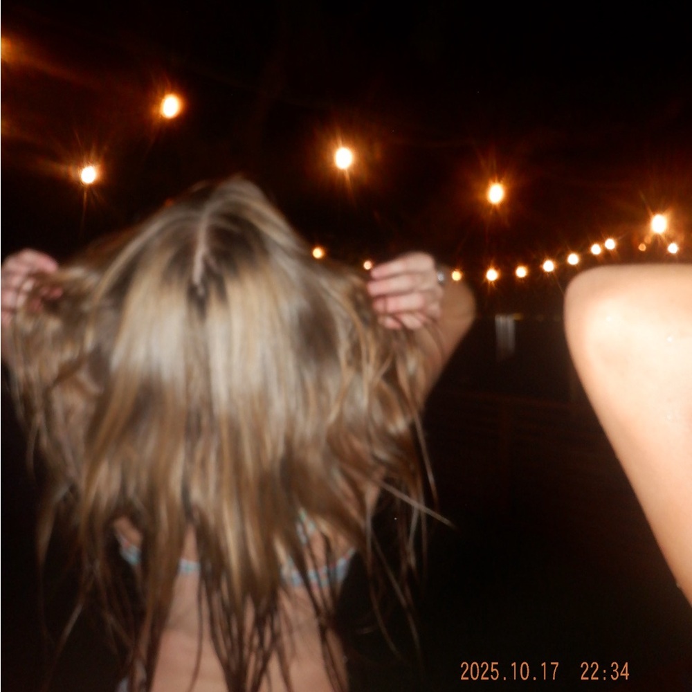 Meet your Posher, Jena